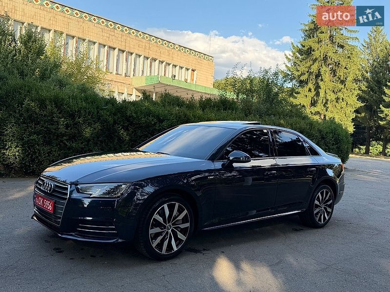Седан Audi A4 2017 в Умані