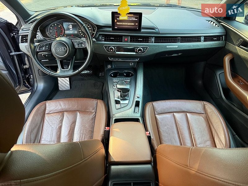 Седан Audi A4 2017 в Умані