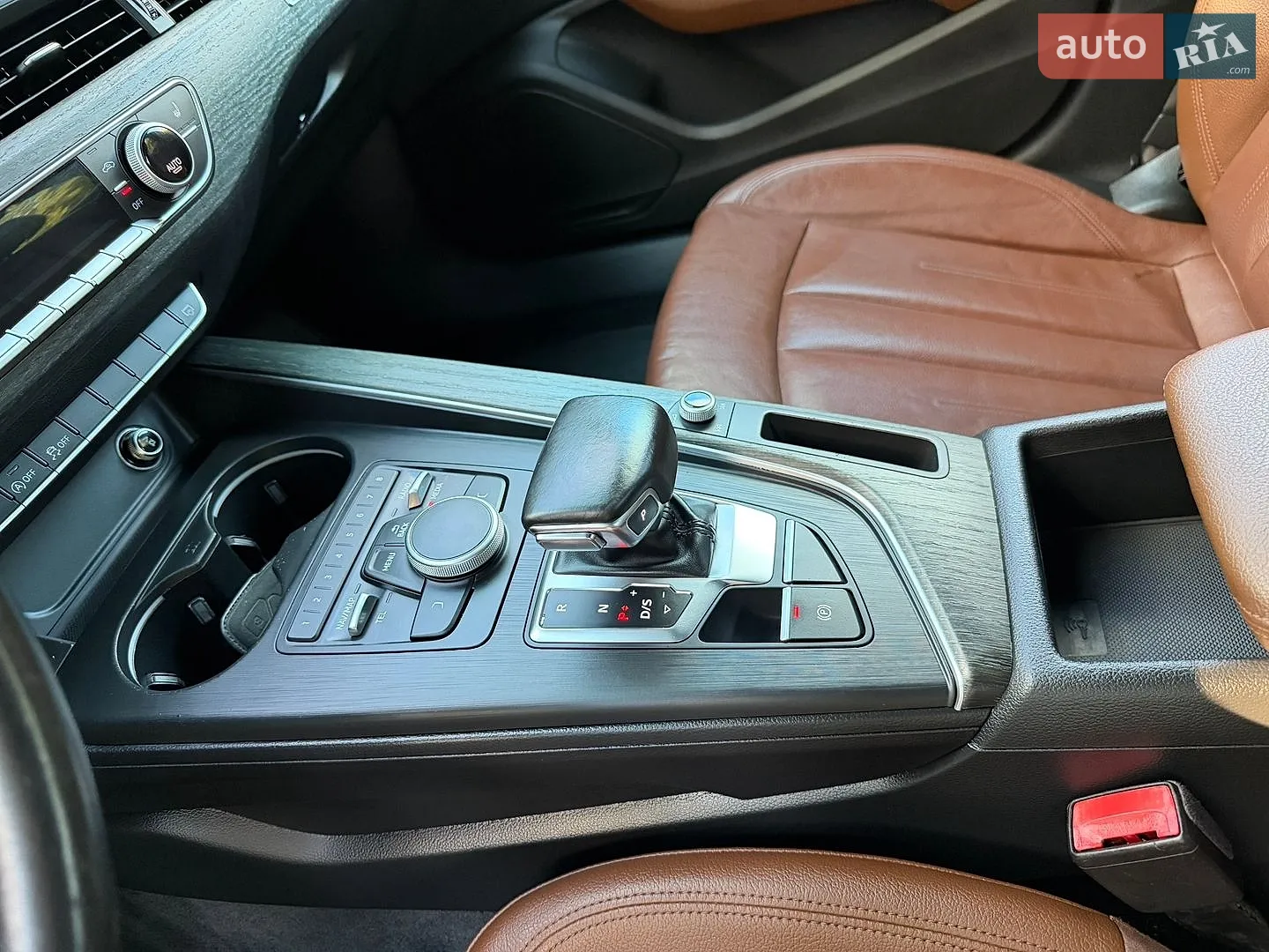 2017 Audi A4 - мініатюра 25