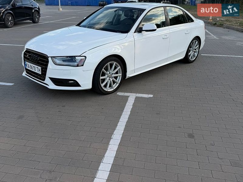 Седан Audi A4 2015 в Борисполі