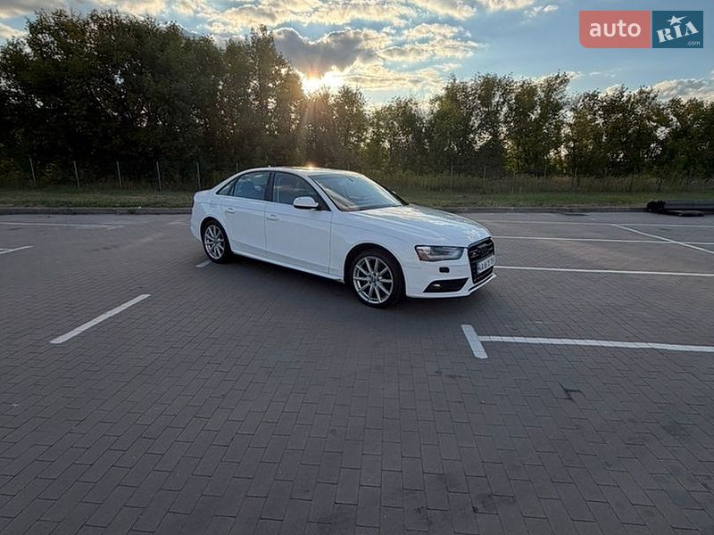 Седан Audi A4 2015 в Борисполі