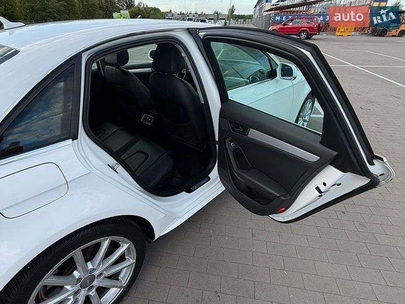 Седан Audi A4 2015 в Борисполі