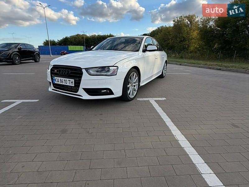 Седан Audi A4 2015 в Борисполі