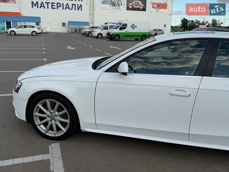 Седан Audi A4 2015 в Борисполі