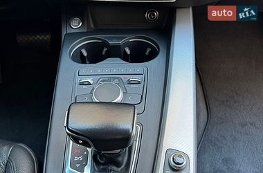 Седан Audi A4 2017 в Киеве