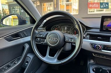 Седан Audi A4 2017 в Киеве