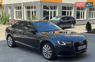 Седан Audi A4 2017 в Киеве