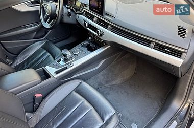 Седан Audi A4 2017 в Киеве