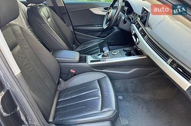 Седан Audi A4 2017 в Киеве