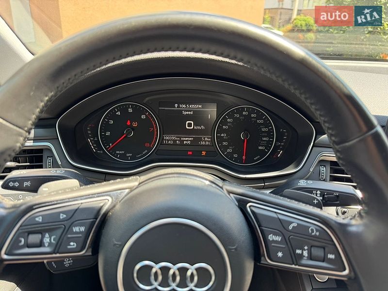 Седан Audi A4 2017 в Киеве