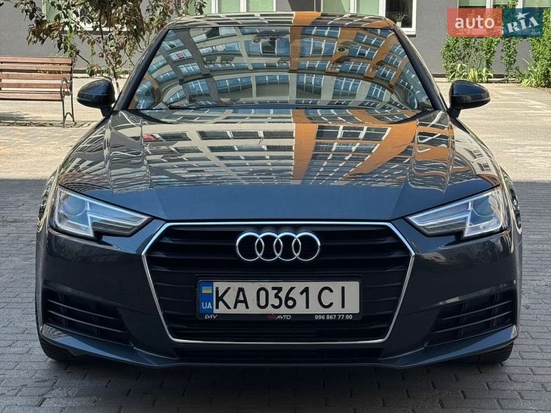 Audi A4 2017 Audi A4 2017