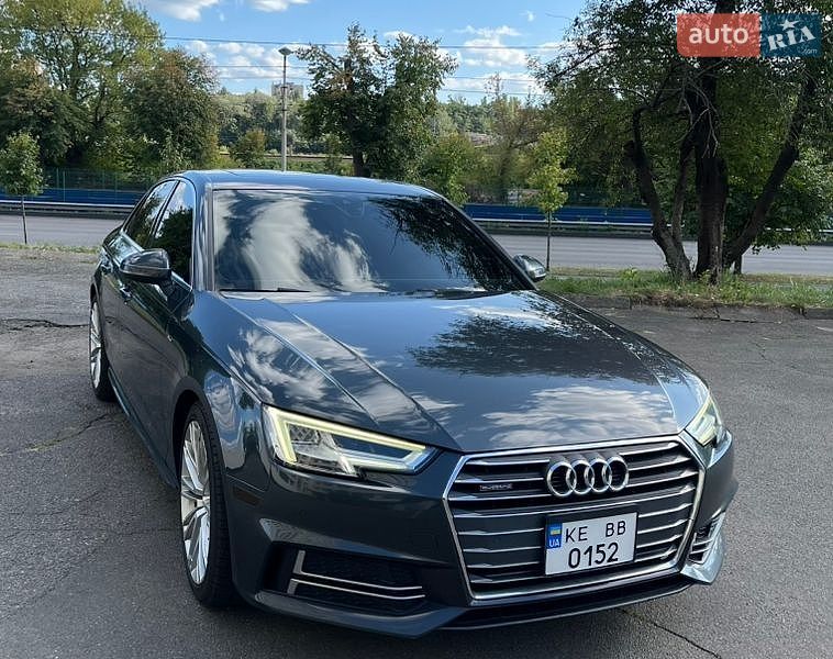 Audi A4 2017 Audi A4 2017