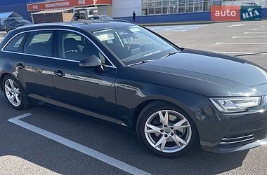 Универсал Audi A4 2017 в Луцке