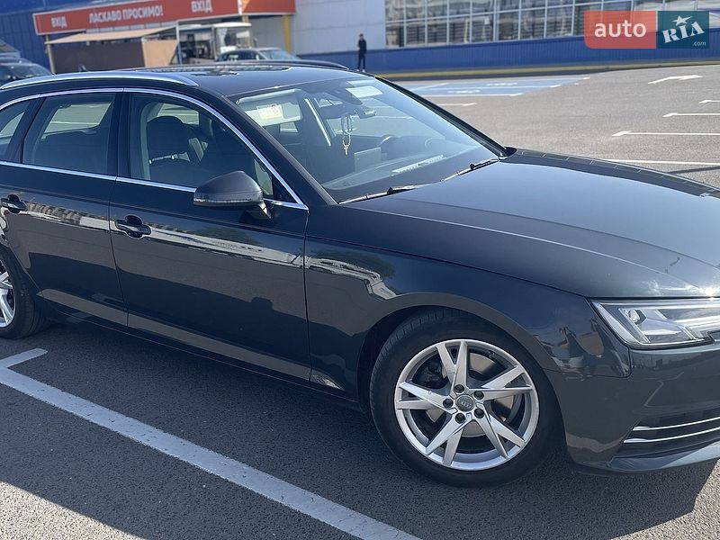 Универсал Audi A4 2017 в Луцке