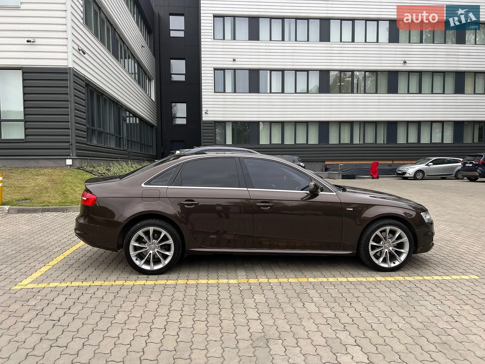 2013 Audi A4 - мініатюра 8