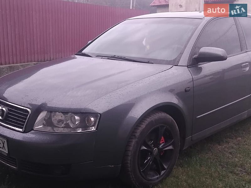 Седан Audi A4 2001 в Глибокій фото Седан Audi A4 2001 в Глибокій