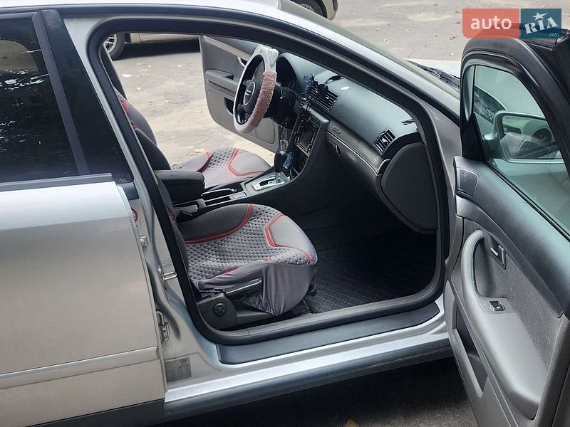 Седан Audi A4 2002 в Хмельницькому