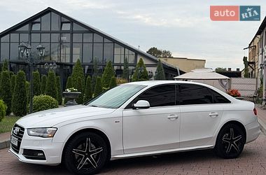 Седан Audi A4 2013 в Львові