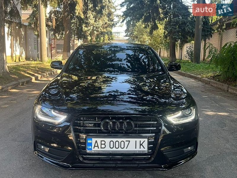 Седан Audi A4 2012 в Вінниці