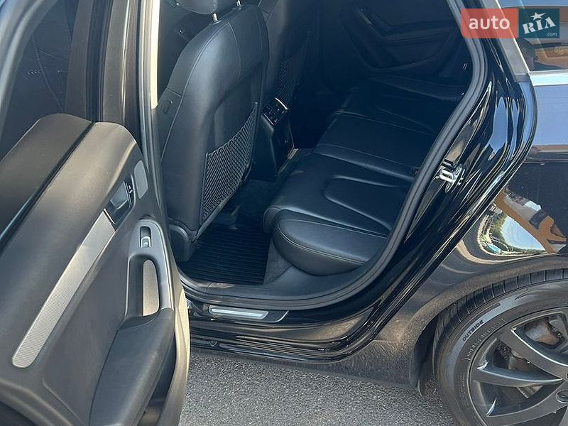 Седан Audi A4 2012 в Вінниці