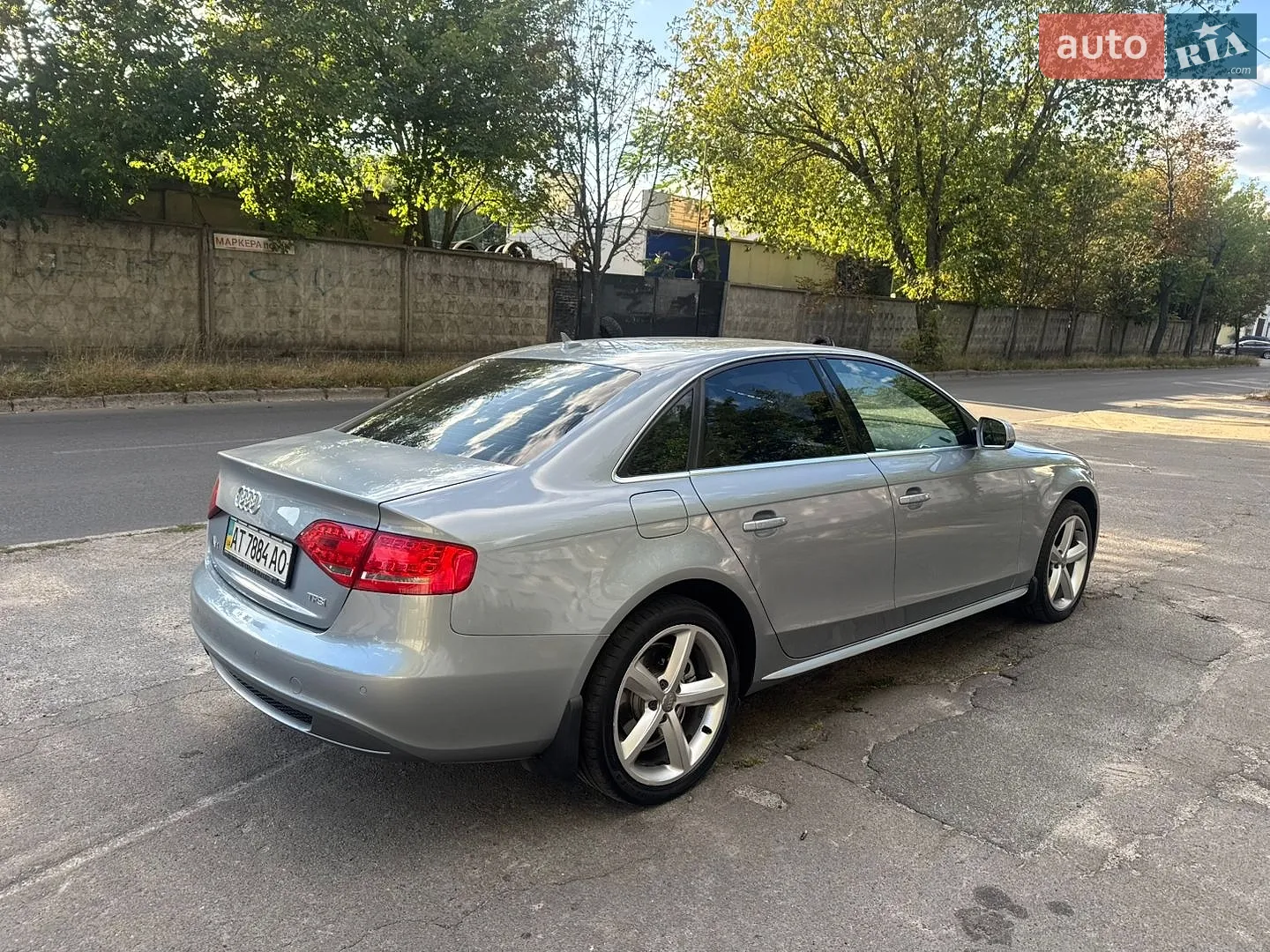 2011 Audi A4 - мініатюра 9