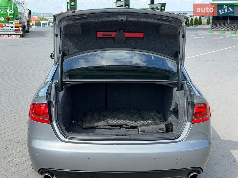 Седан Audi A4 2008 в Хмельницком