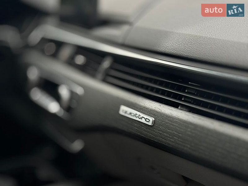 Седан Audi A4 2018 в Бурштині