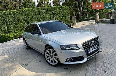 Універсал Audi A4 2010 в Жовкві