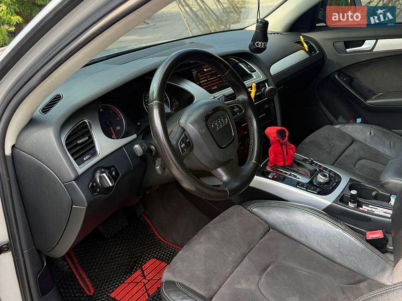 Універсал Audi A4 2010 в Жовкві
