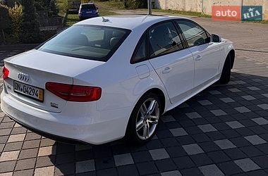 Седан Audi A4 2015 в Стрию