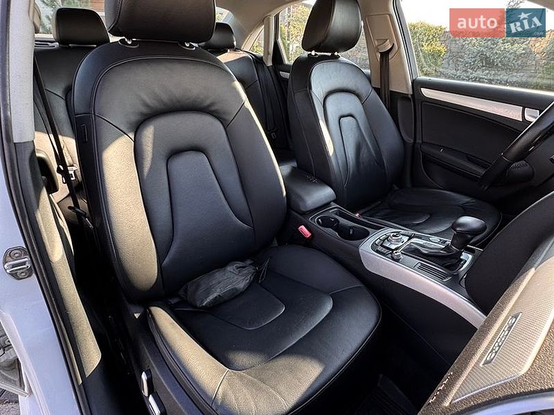 Седан Audi A4 2015 в Стрые