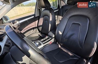 Седан Audi A4 2015 в Стрые
