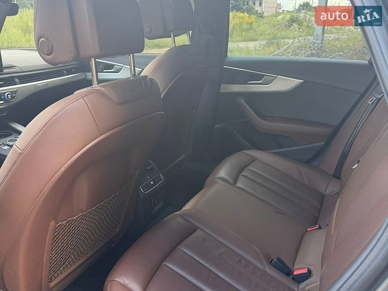 Седан Audi A4 2018 в Києві