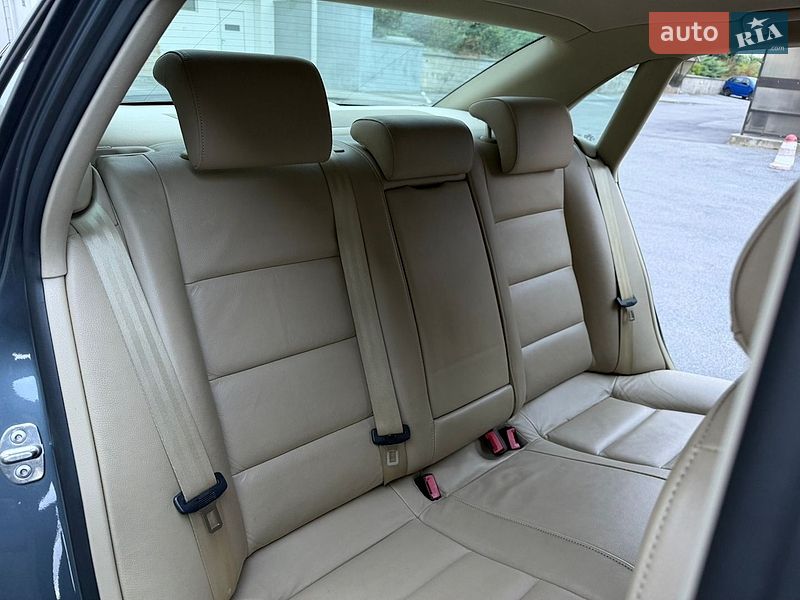 Седан Audi A4 2007 в Виннице