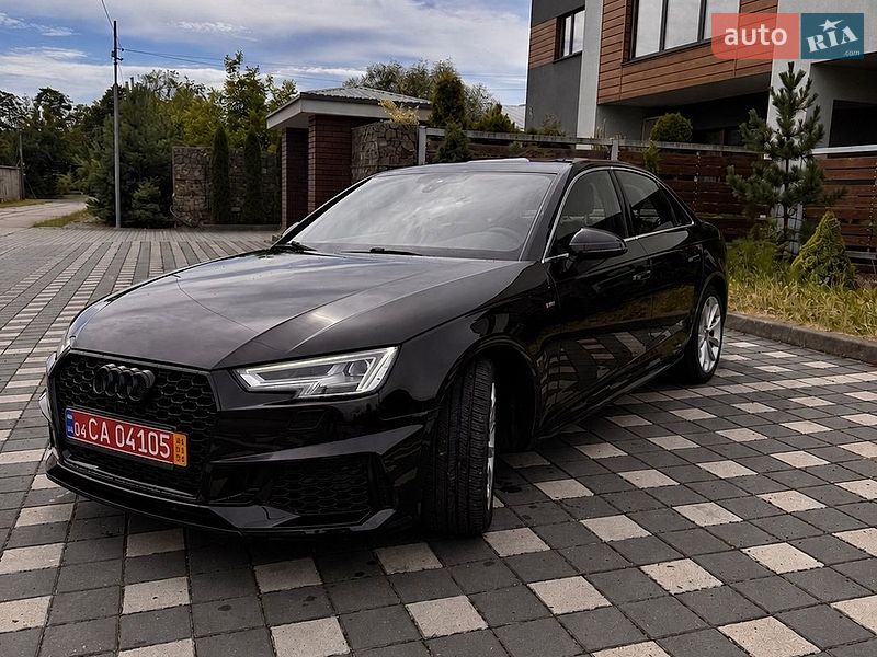 Седан Audi A4 2019 в Стрию