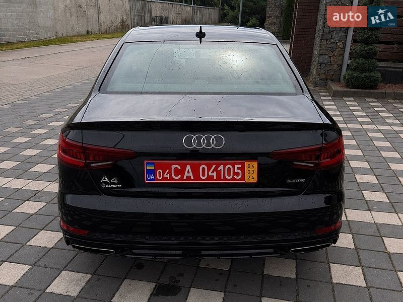 Седан Audi A4 2019 в Стрию