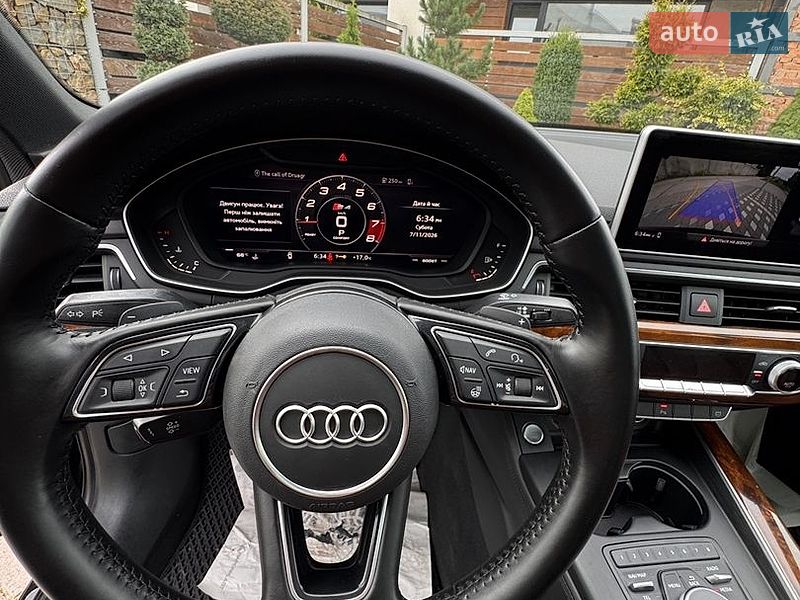 Седан Audi A4 2019 в Стрию
