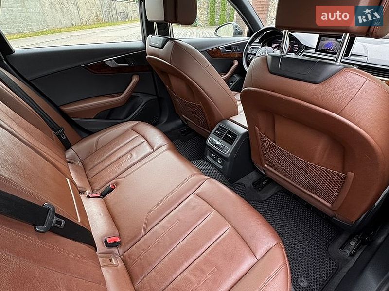 Седан Audi A4 2019 в Стрию