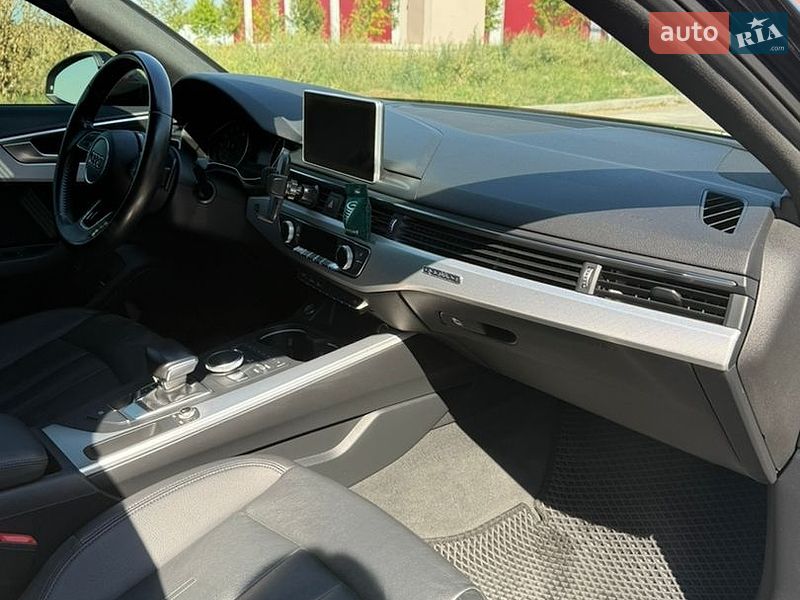 Седан Audi A4 2016 в Києві