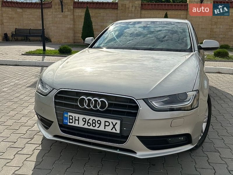 Audi A4 2012