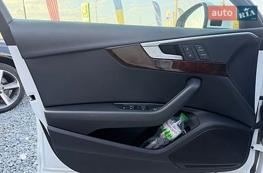 Седан Audi A4 2019 в Стрые