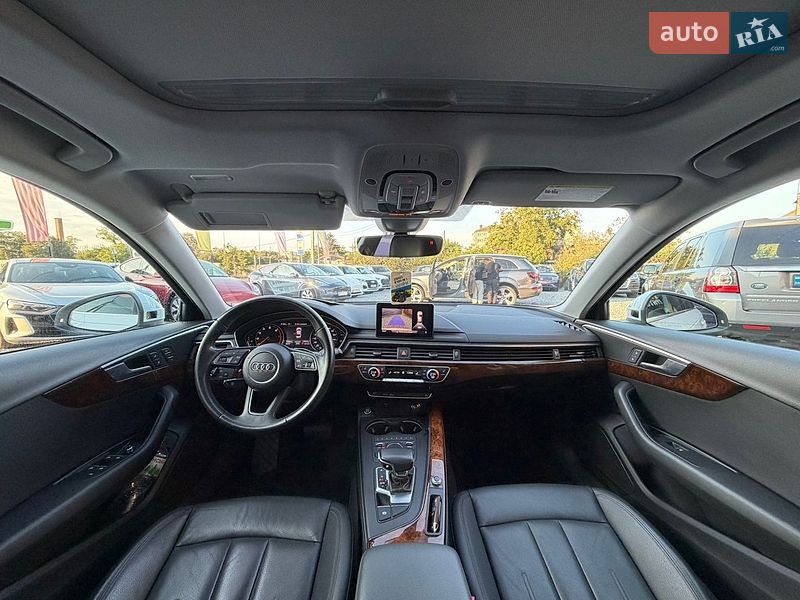 Седан Audi A4 2019 в Стрые