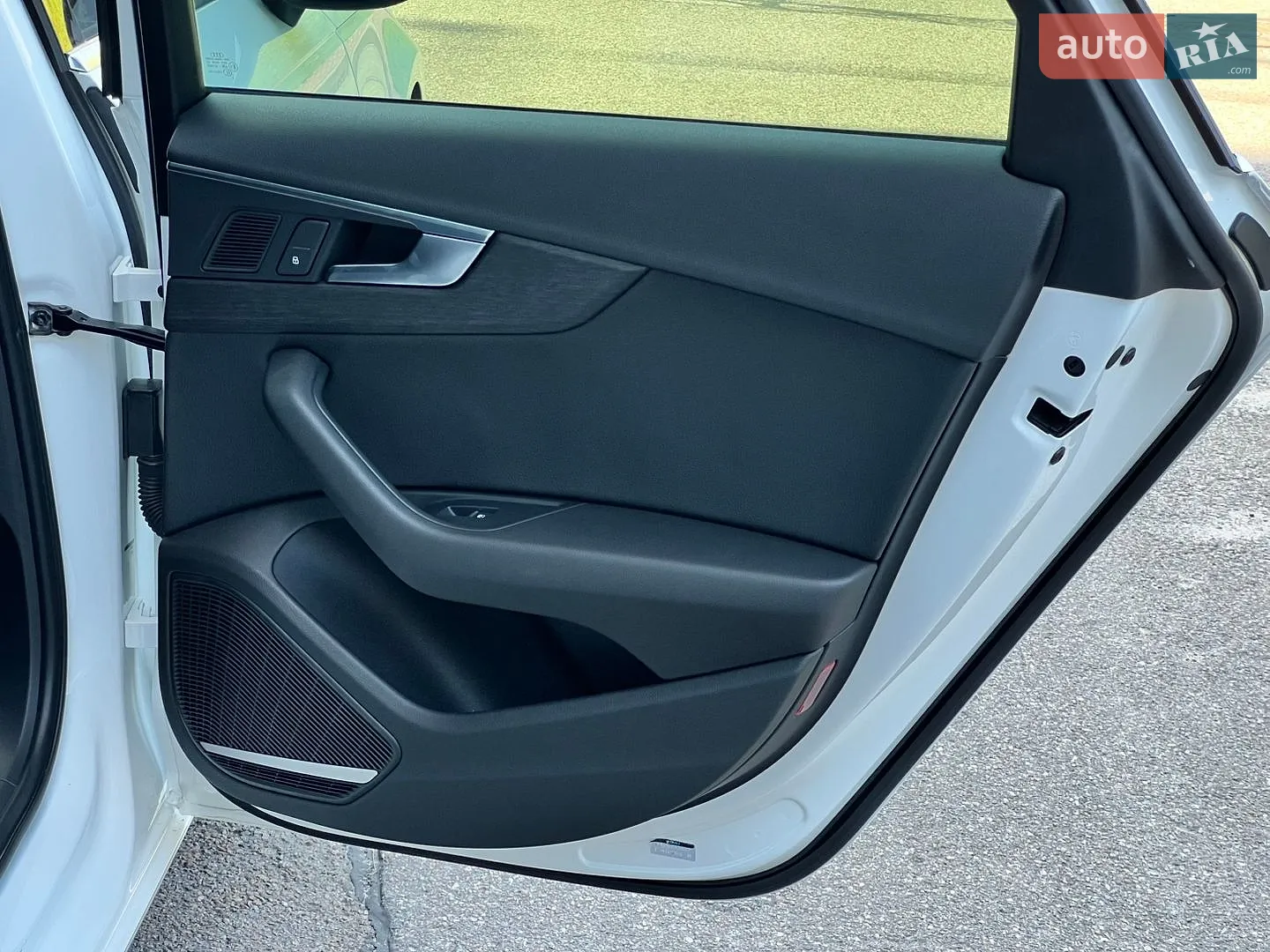 2016 Audi A4 - мініатюра 48