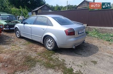 Седан Audi A4 2003 в Чернівцях