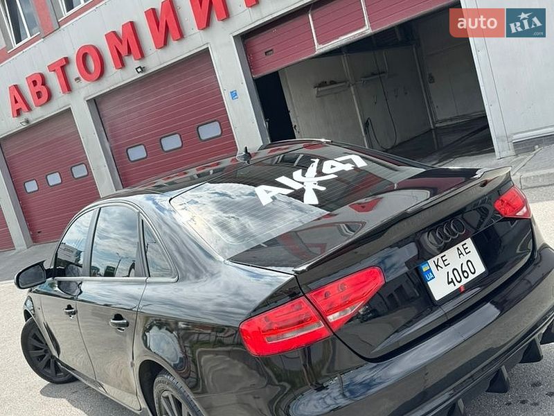Седан Audi A4 2013 в Тернополі