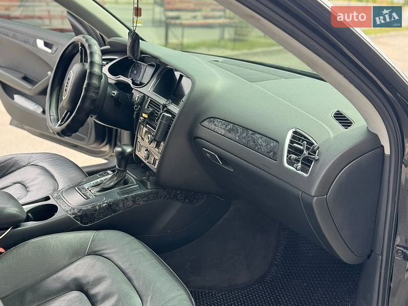 Седан Audi A4 2013 в Тернополі