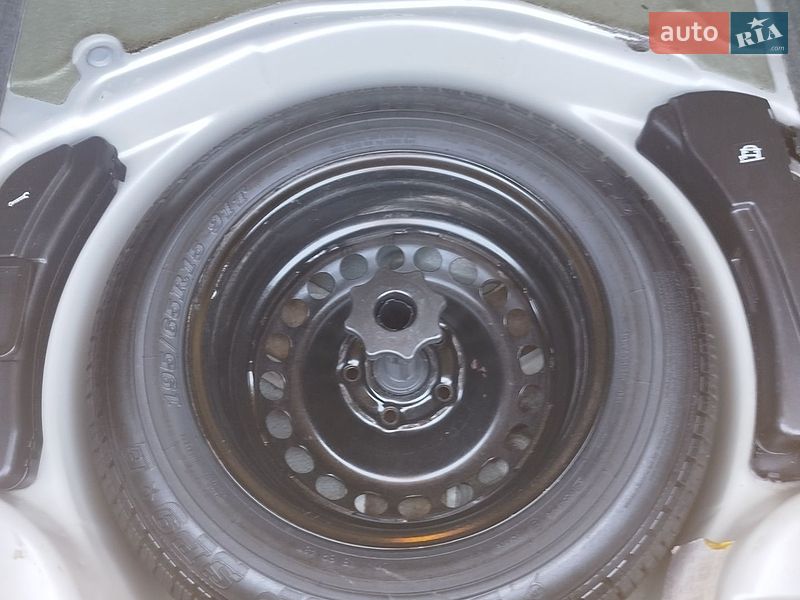 Седан Audi A4 2006 в Казатине