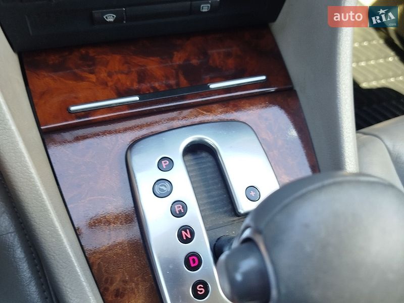 Седан Audi A4 2006 в Казатине
