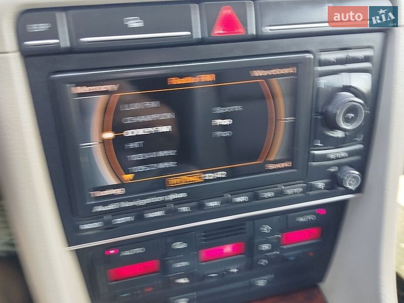 Седан Audi A4 2006 в Казатине