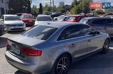 Седан Audi A4 2010 в Каменец-Подольском
